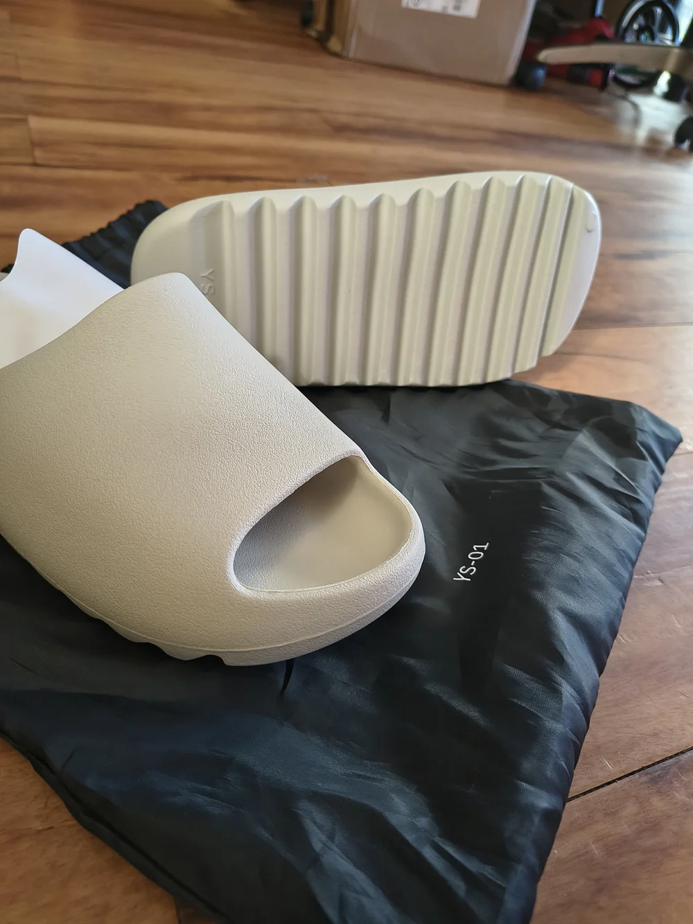 Yeezy slip slides
